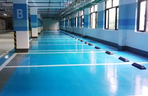 環(huán)氧地坪漆施工公司告訴你，地坪臟了可以這樣做